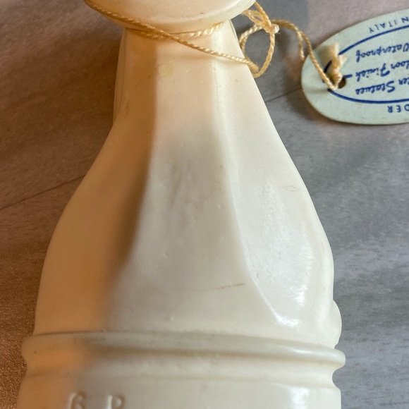 Madonna from Hallo, White PlainsNY.Alabaster from Italy.Goldscheider manufacture - Picture 4 of 5